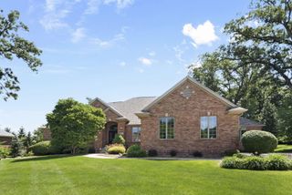 9771 Rambling Rose Lane, St. John, IN 46373