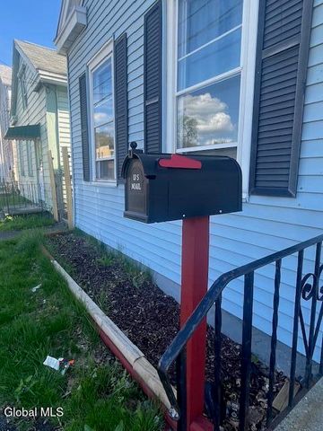 40 113th Street, Troy, NY 12182