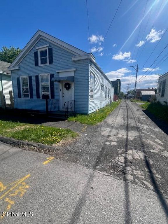 40 113th Street, Troy, NY 12182