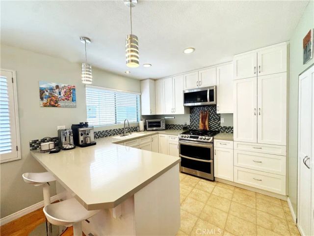 6145 Shoup Avenue 58, Woodland Hills, CA 91367