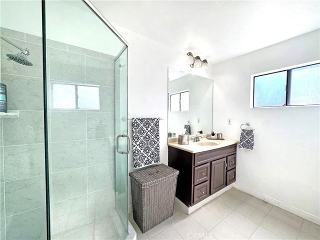 6145 Shoup Avenue 58, Woodland Hills, CA 91367