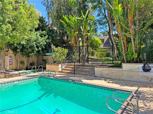 6145 Shoup Avenue 58, Woodland Hills, CA 91367