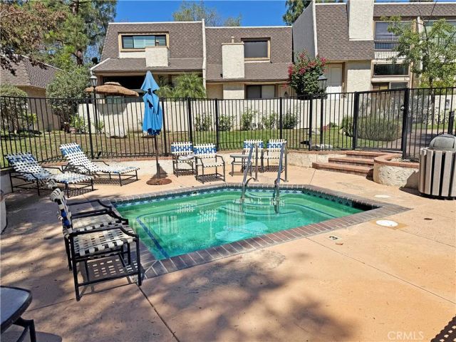 6145 Shoup Avenue 58, Woodland Hills, CA 91367