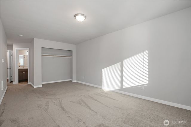 17643 Loop Lane SE, Yelm, WA 98597