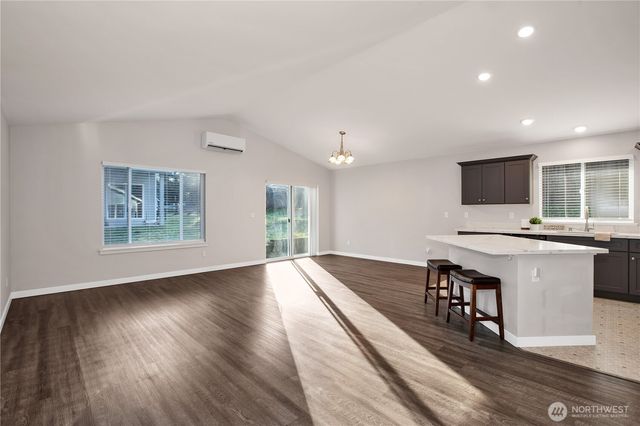 17643 Loop Lane SE, Yelm, WA 98597