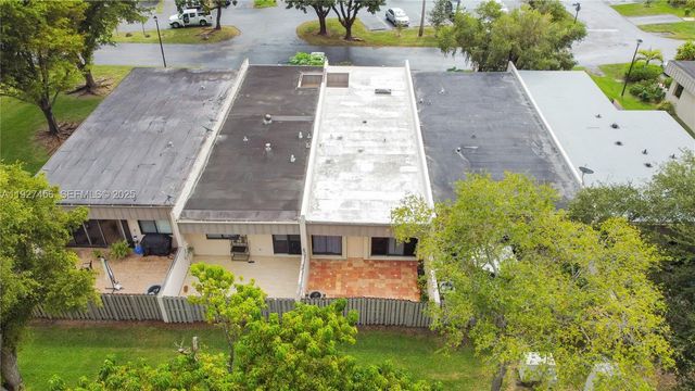 10629 SW 74th Ter, Miami, FL 33173