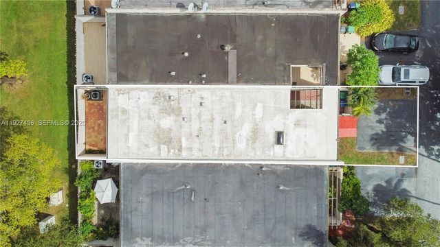 10629 SW 74th Ter, Miami, FL 33173