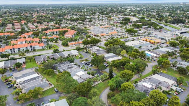 10629 SW 74th Ter, Miami, FL 33173