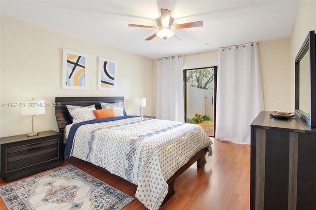 10629 SW 74th Ter, Miami, FL 33173