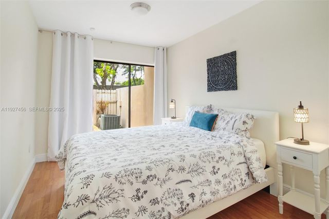 10629 SW 74th Ter, Miami, FL 33173