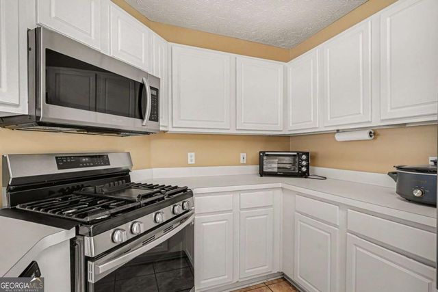 1712 Graystone Drive, Hampton, GA 30228