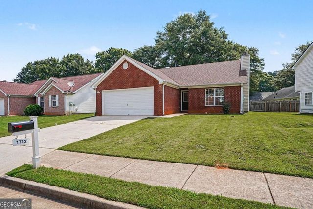 1712 Graystone Drive, Hampton, GA 30228