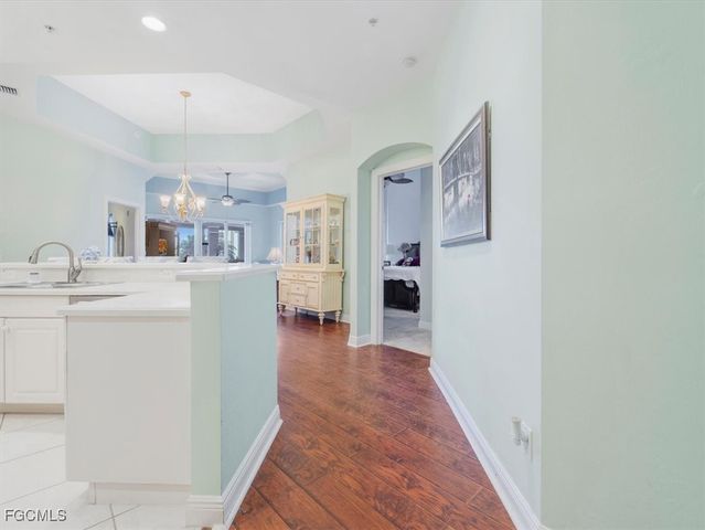 2745 1st ST 305, Fort Myers, FL 33916