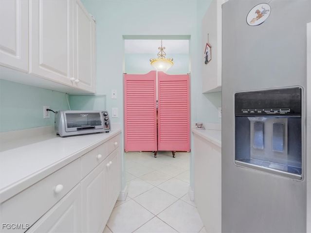 2745 1st ST 305, Fort Myers, FL 33916