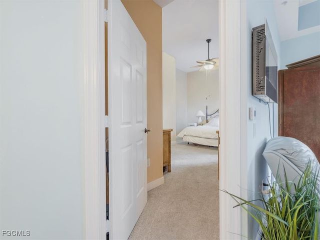 2745 1st ST 305, Fort Myers, FL 33916