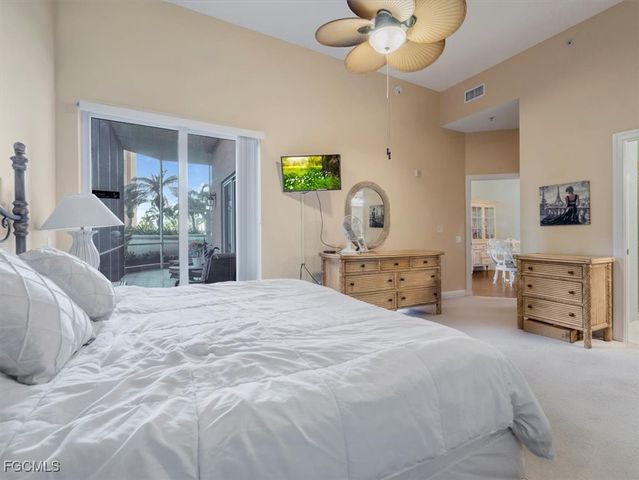 2745 1st ST 305, Fort Myers, FL 33916