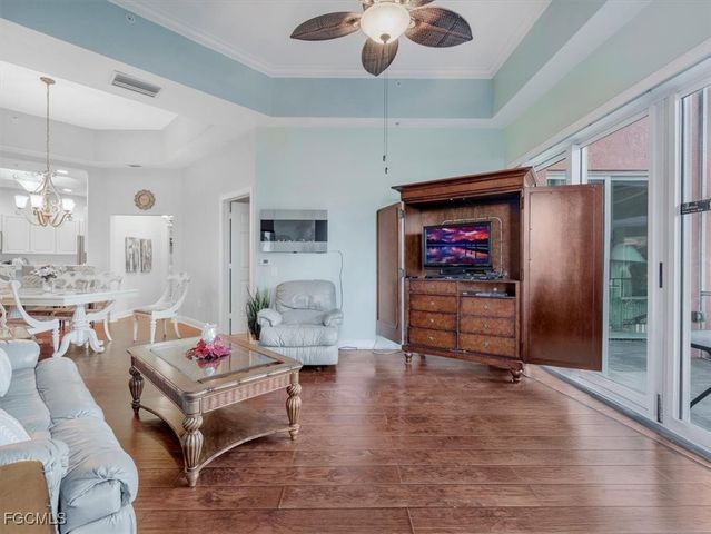 2745 1st ST 305, Fort Myers, FL 33916