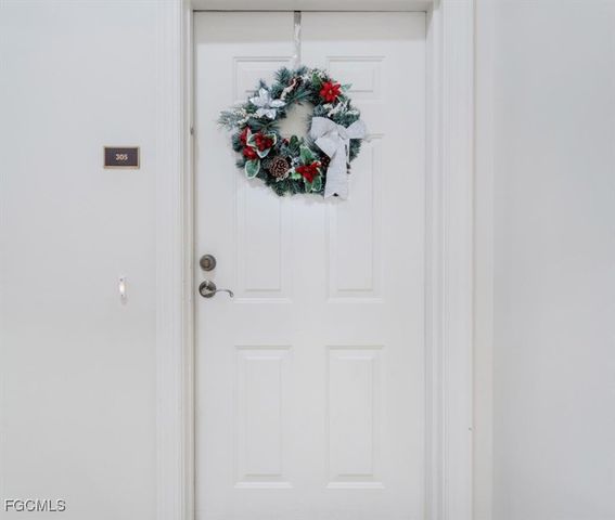 2745 1st ST 305, Fort Myers, FL 33916