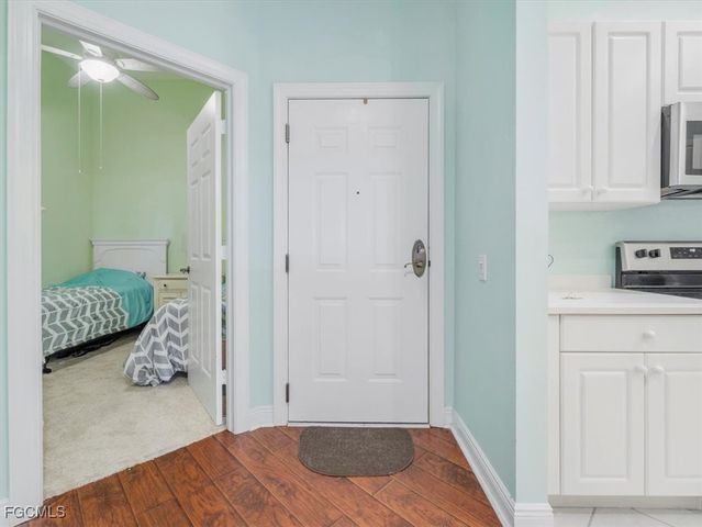 2745 1st ST 305, Fort Myers, FL 33916