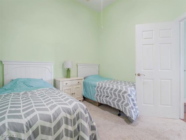 2745 1st ST 305, Fort Myers, FL 33916