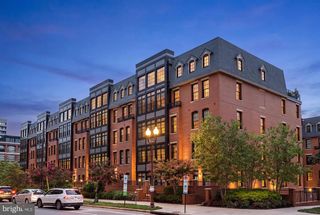 1700 CLARENDON BLVD #158, Arlington, VA 22209