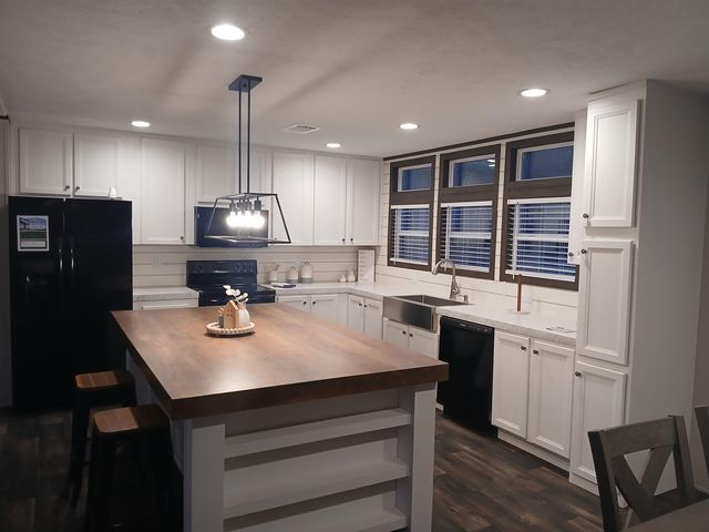 2298 Blocker Rd, Marshall, TX 75672