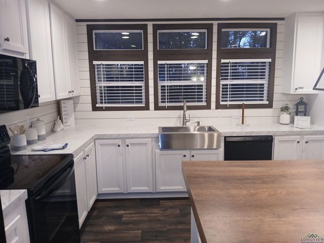 2298 Blocker Rd, Marshall, TX 75672