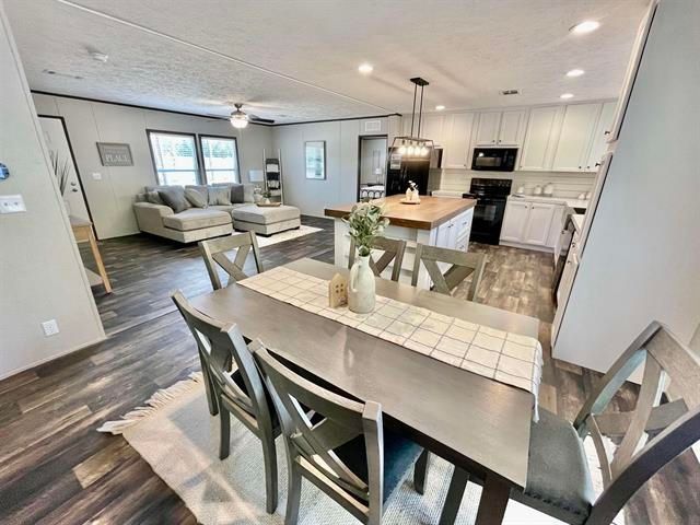 2298 Blocker Rd, Marshall, TX 75672