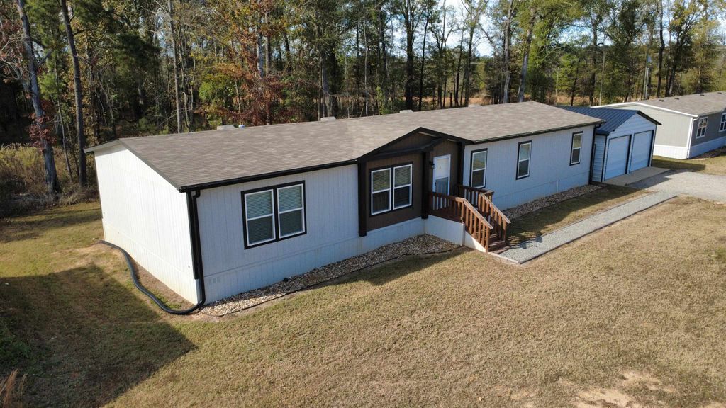 2298 Blocker Rd, Marshall, TX 75672