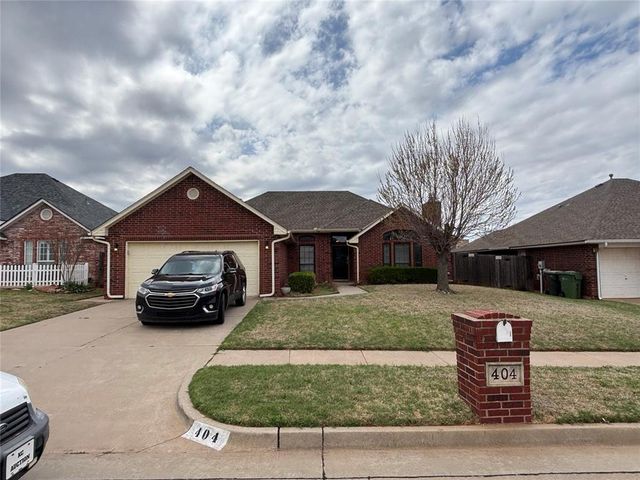 404 Eastview Drive, Yukon, OK 73099