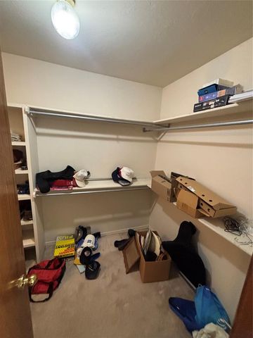 404 Eastview Drive, Yukon, OK 73099