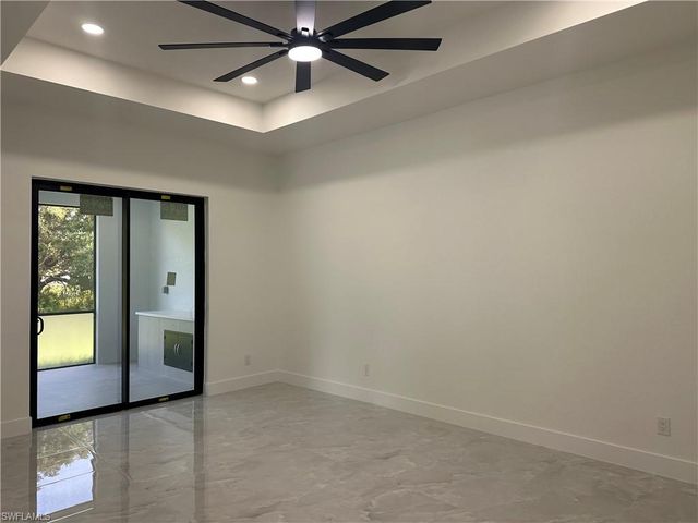 2517 59th ST W, Lehigh Acres, FL 33971