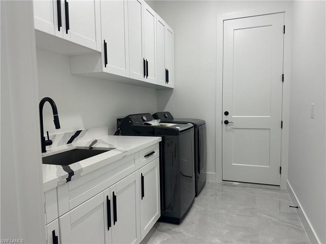 2517 59th ST W, Lehigh Acres, FL 33971