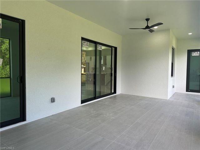 2517 59th ST W, Lehigh Acres, FL 33971