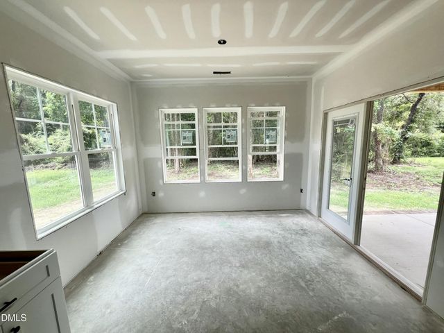 304 Creeks Edge Drive, Pikeville, NC 27863