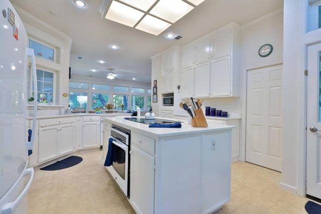 3333 Bingham Ln, Georgetown, CA 95634