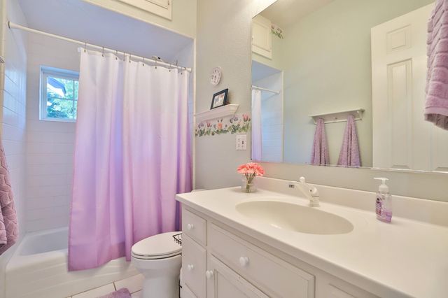 3333 Bingham Ln, Georgetown, CA 95634