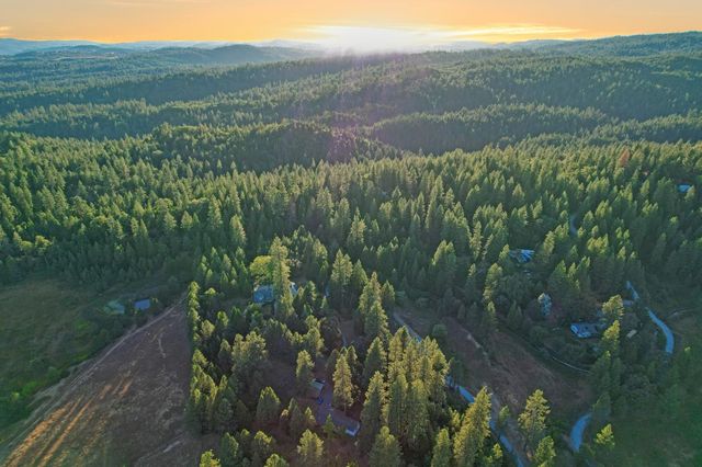 3333 Bingham Ln, Georgetown, CA 95634