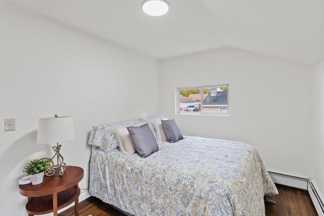 4933 Fremont Avenue N, Minneapolis, MN 55430