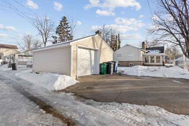 4933 Fremont Avenue N, Minneapolis, MN 55430