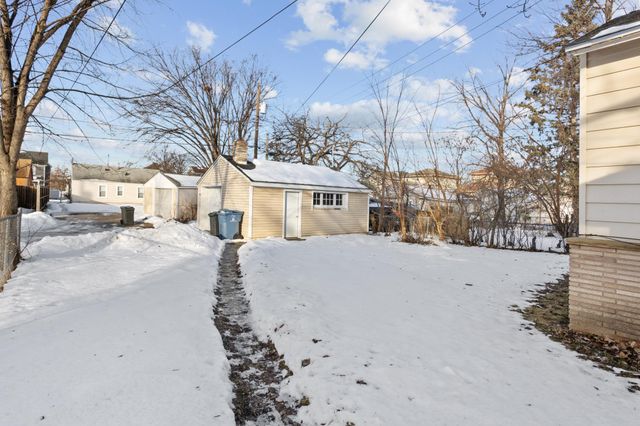 4933 Fremont Avenue N, Minneapolis, MN 55430