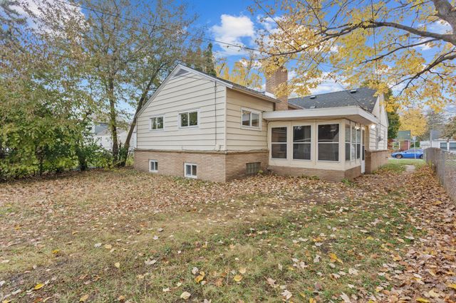4933 Fremont Avenue N, Minneapolis, MN 55430