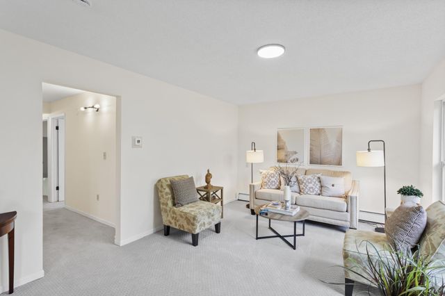 4933 Fremont Avenue N, Minneapolis, MN 55430