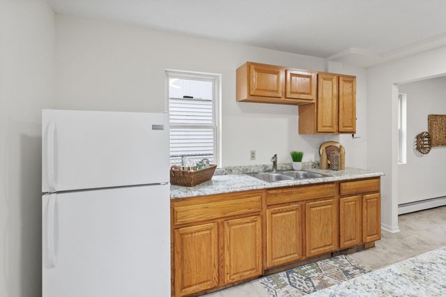 4933 Fremont Avenue N, Minneapolis, MN 55430