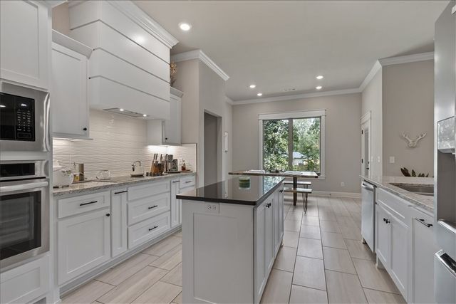 3 Pylle Lane, Bella Vista, AR 72715