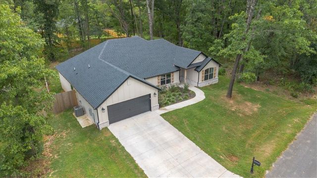 3 Pylle Lane, Bella Vista, AR 72715