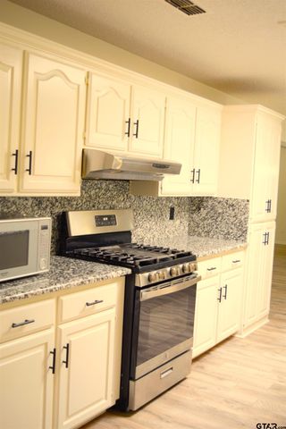 9289 Matise, Tyler, TX 75706