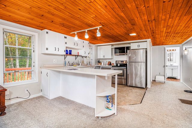 78 Pine Eden Road, Rindge, NH 03461