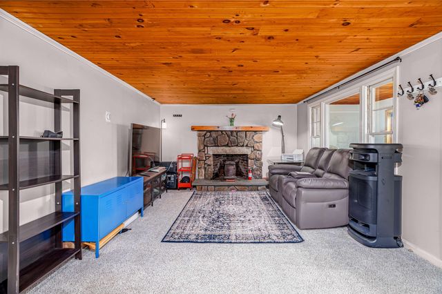 78 Pine Eden Road, Rindge, NH 03461