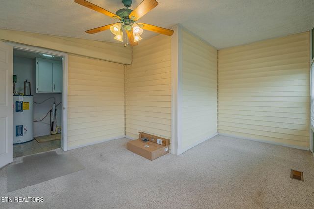 320 S Douglas Ave, Rockwood, TN 37854